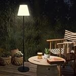 Die perfekte Terrassen Stehlampe: Eine Analyse der besten Beleuchtungslösungen für den Außenbereich